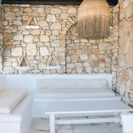 Omnia Villa