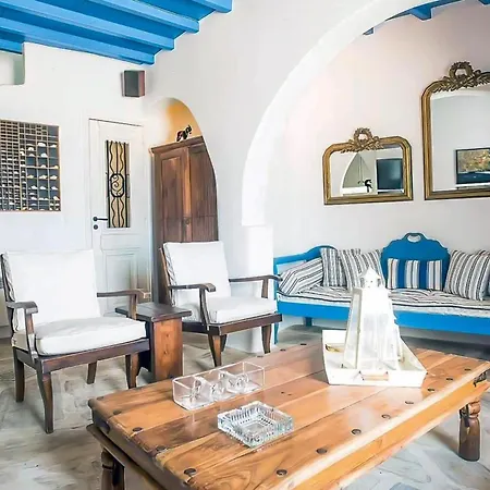 Omnia Villa *