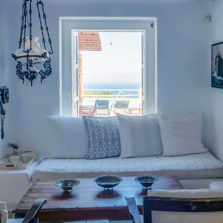 Omnia Villa
